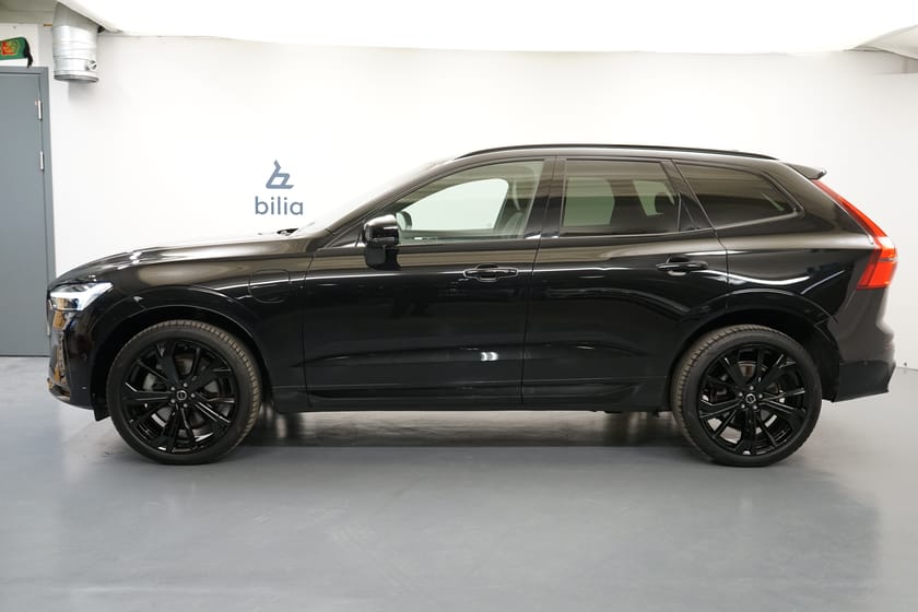 Bild 2 av Volvo XC60 T6 Plus Black Nordic Edition, Dragkrok