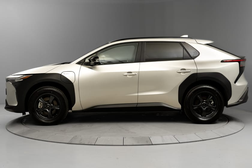 Bilde 2 av Toyota bZ4X AWD Active Tech