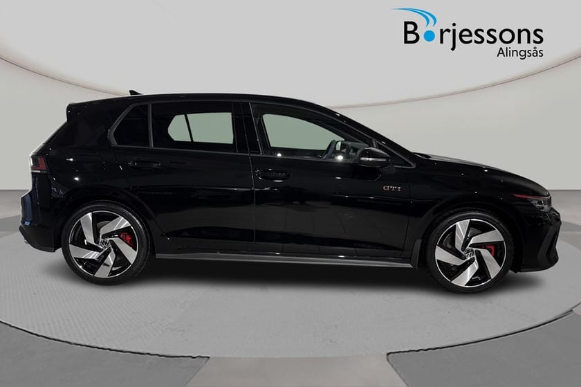 Bild 2 av Volkswagen Golf GTI 265 HK DSG7