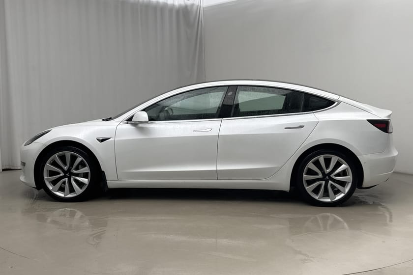 Bild 2 av Tesla Model 3 Long Range AWD