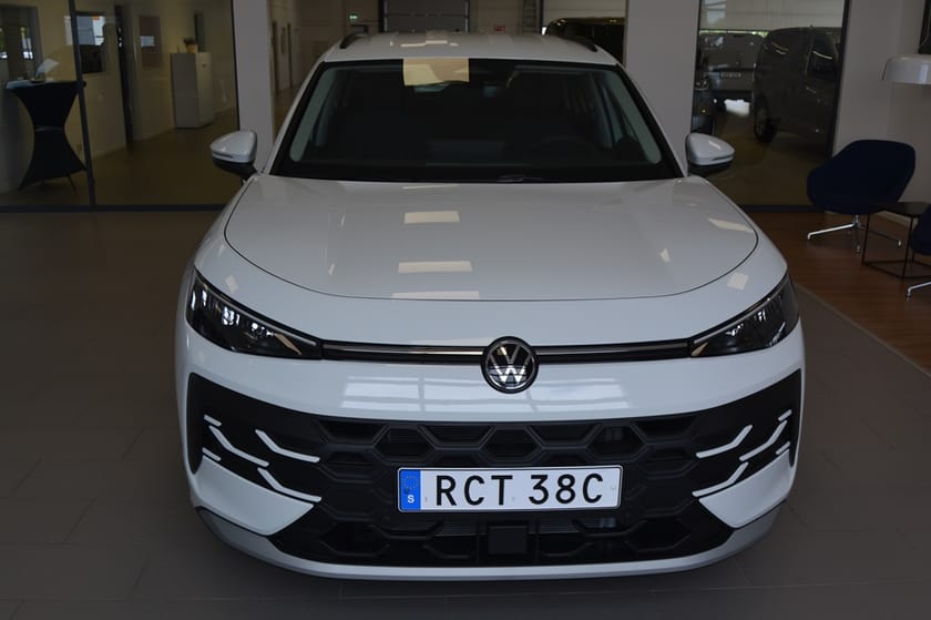 Bild 2 av Volkswagen T-Roc 1.5 eTSI 150 HK DSG7