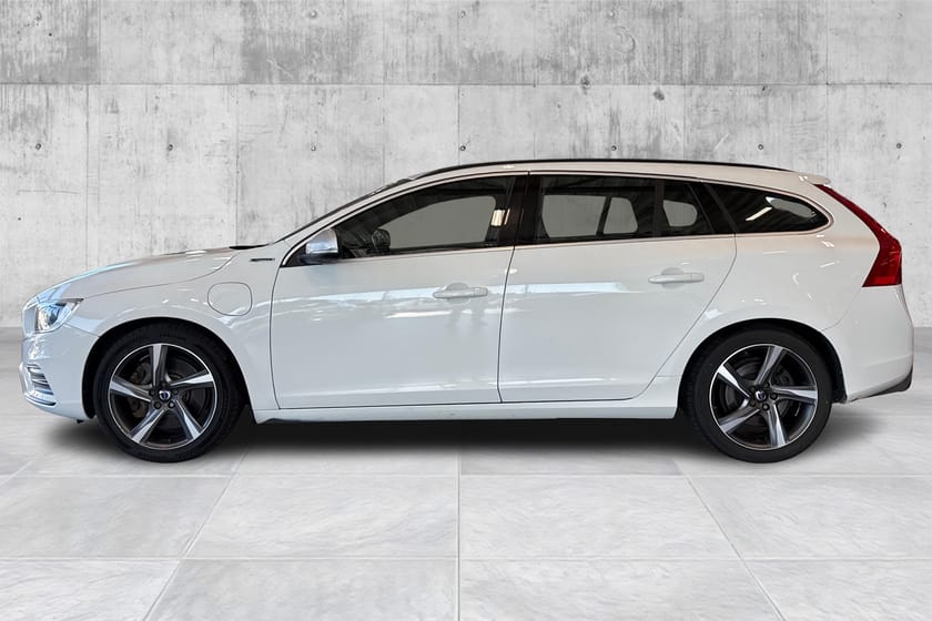 Bilde 2 av Volvo V60 D5 R-Design Plug in/Krok/DS.Pk/ACC/Soltak/Keyless++