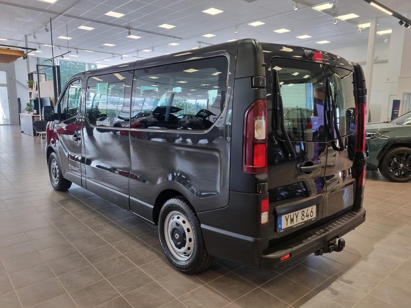 Bild 3 av Renault Trafic Kombi Passenger 9-sits Värmare Moms Drag