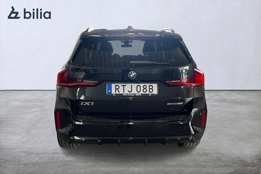 Bild 4 av BMW iX1 eDrive20 | M Sport Active Edition | Drag | DAP | 20"