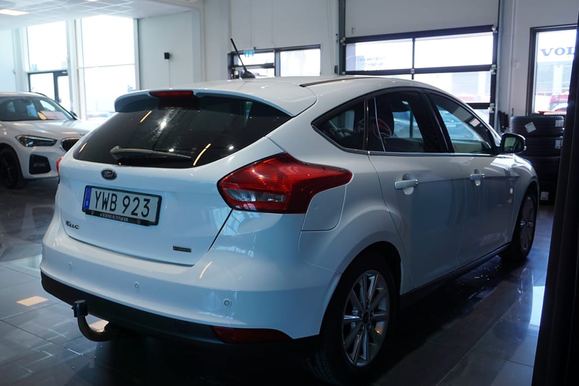 Ford Focus 2018 - miniatyr 7