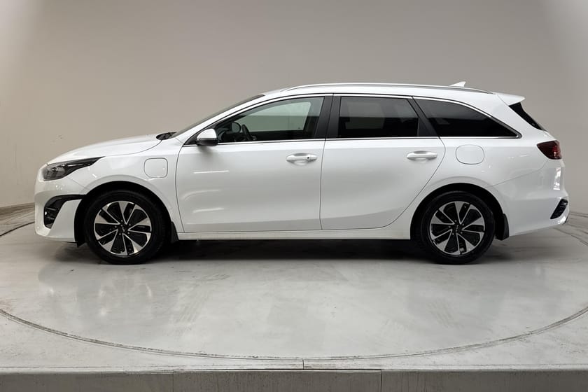 Bild 2 av Kia Ceed Sportswagon Plug-in Hybrid 1.6 SW (141hk)