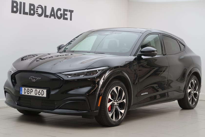 Bild 1 av Ford Mustang Mach-E Standard Range AWD Std Ra 269 70 kWh II