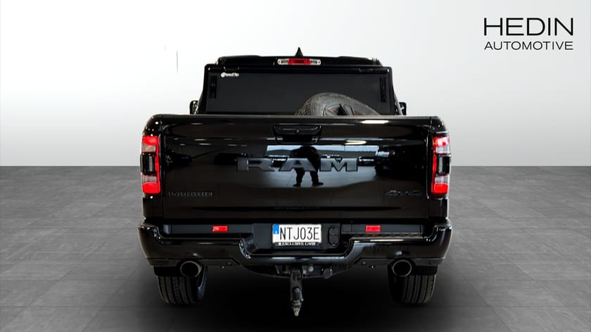 Bild 4 av RAM 1500 Crew Cab V8 Flex Fuel 4x4 Night | MOMS KVAR |  3,95% RÄNTA