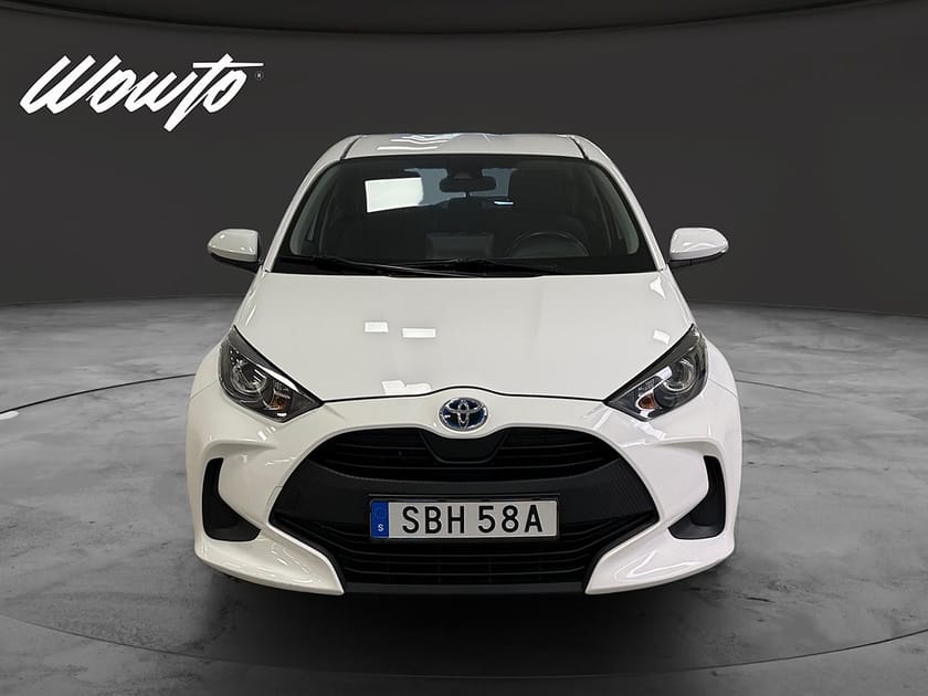 Bild 2 av Toyota Yaris Hybrid CVT 116HK Active /B-Kamera