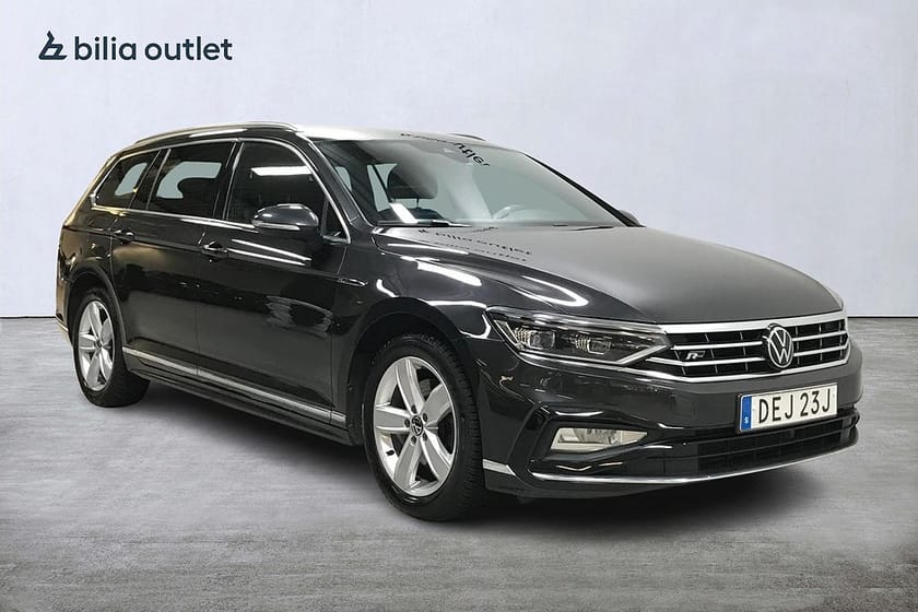 Bild 4 av Volkswagen Passat Sportscombi SC 2.0 TDI 4Motion R-Line 200hk Cockpit Navi Drag B-kam