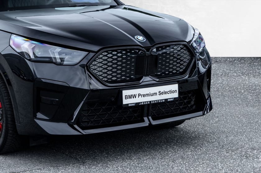Bilde 2 av BMW iX2 xDrive30 M-Sport PRO Skinn H.feste HeadUP H/K Pano