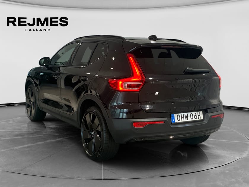 Bild 2 av Volvo EX40 Twin Motor Performance UltraBlackSE