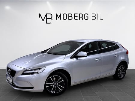 Volvo V40 D2 120hk Business Advance Navi Värmare PDC