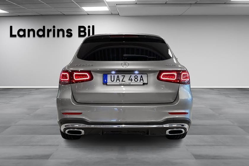 Bild 5 av Mercedes-Benz GLC 300 d 4MATIC AMG Panorama Värmare Drag Burmester