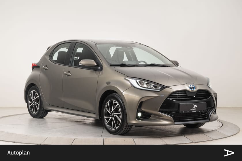 Bilde 1 av Toyota Yaris Hybrid 1,5 Active Tech ACC/Kamera/Navi/Rattvarme