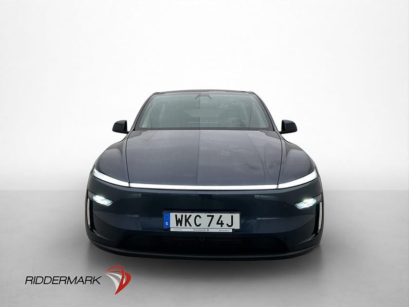 Bild 3 av Tesla Model Y Long Range AWD Dragkrok Autopilot Värmepump