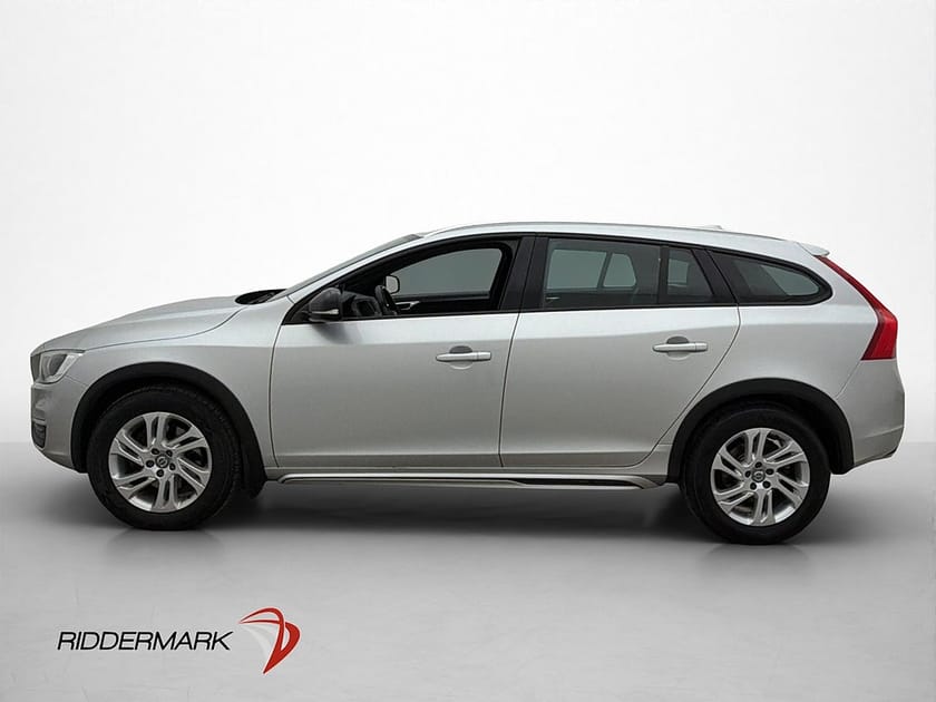 Bild 4 av Volvo V60 Cross Country D4 190hk AWD Classic Plus Värm Drag