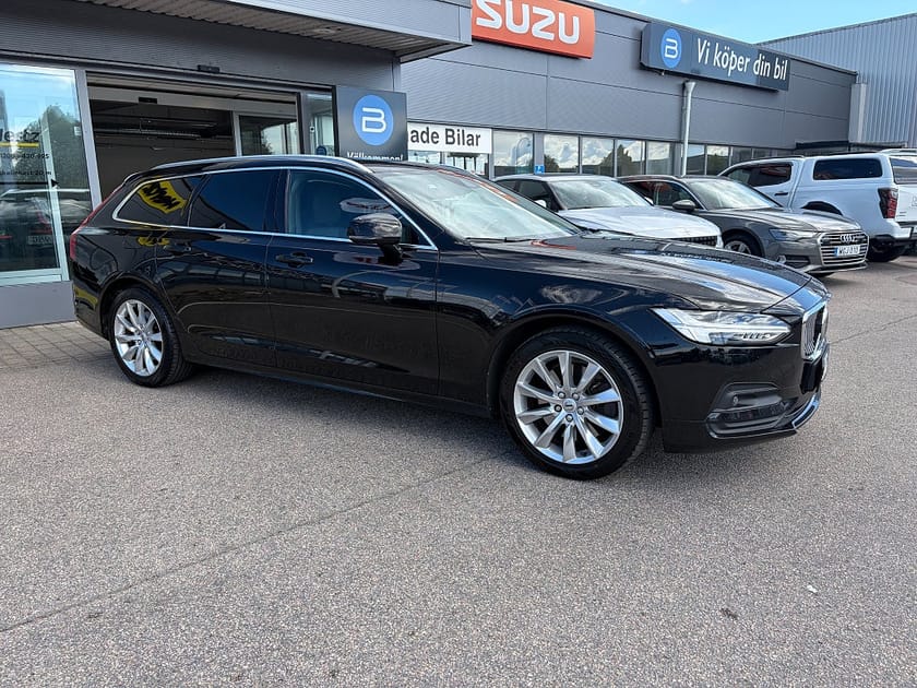 Bild 2 av Volvo V90 B4 AWD Momentum,Drag,Värmare,Backkamera, Nav