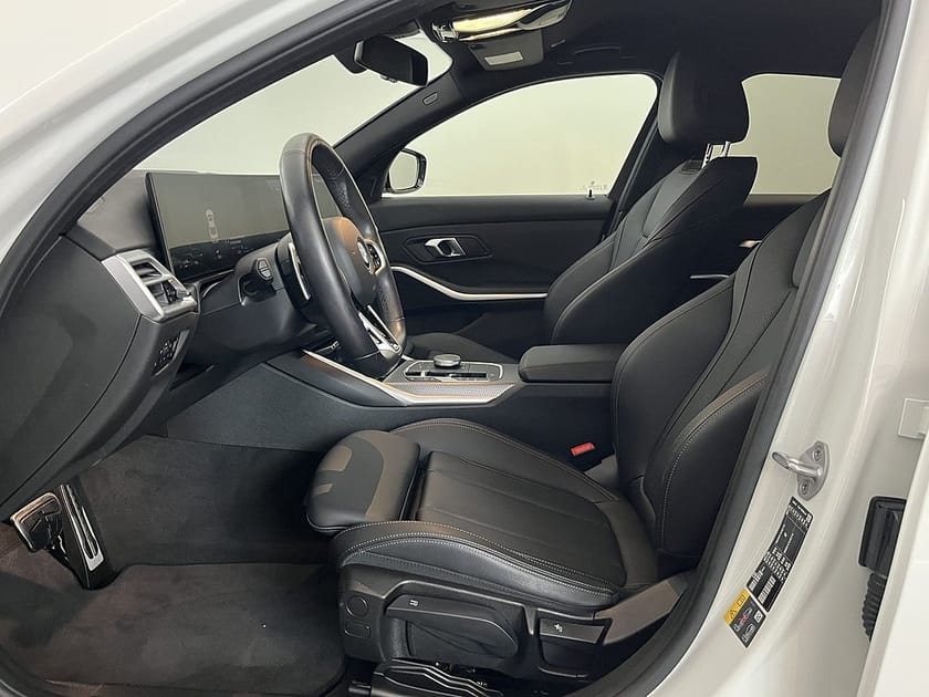 Bild 5 av BMW 330e xDrive Sedan