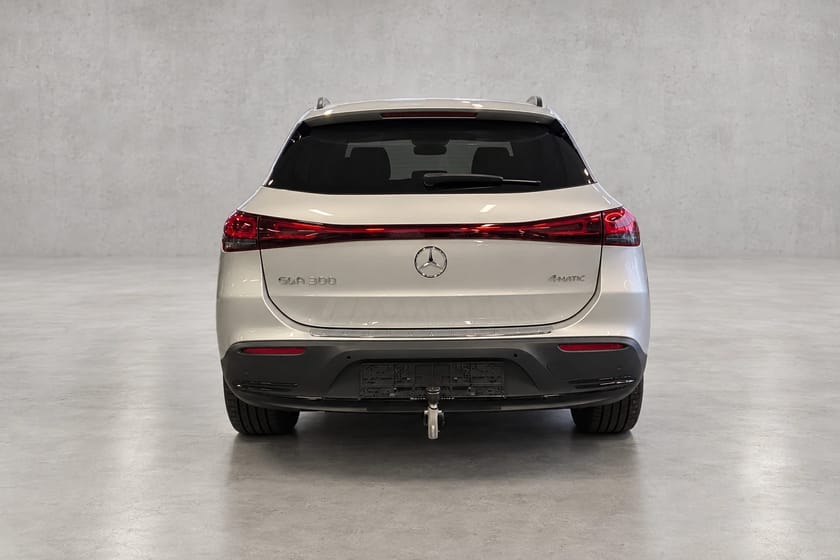 Bilde 4 av Mercedes-Benz EQA 300 4MATIC