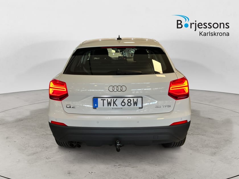 Bild 4 av Audi Q2 35 TFSI 150 HK S TRONIC PROLINE DRAGKROK