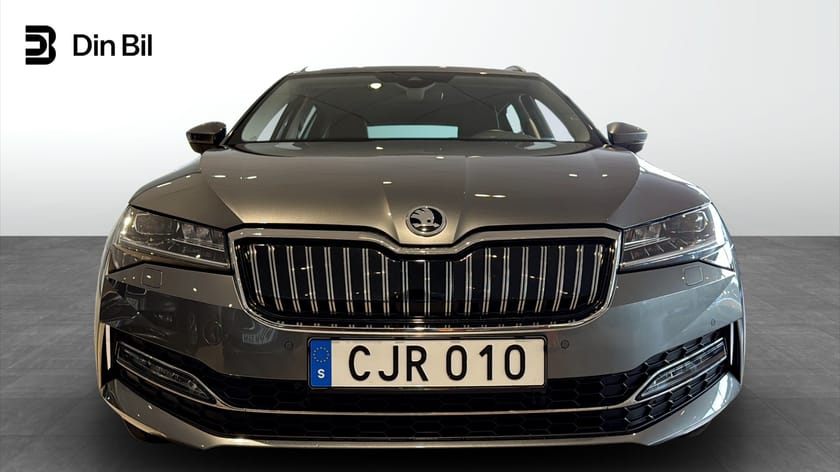 Bild 4 av Škoda Superb iV Kombi Style TSI 218 DSG (Laddhybrid)
