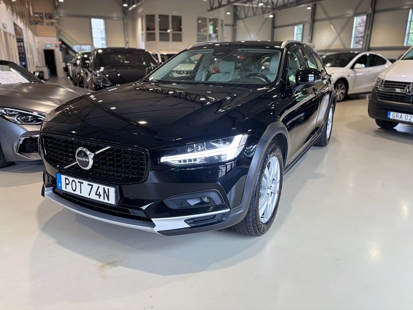 Bild 1 av Volvo V90 Cross Country B4 AWD Geartronic Advanced Edition /Drag / Nav./ Läder/
