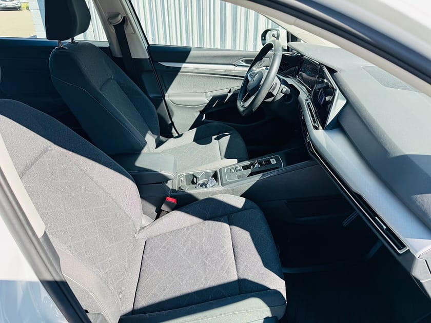 Bild 5 av Volkswagen Golf Sportscombi 1.5 TGI 131HK DSG / CARPLAY / VÄRMARE