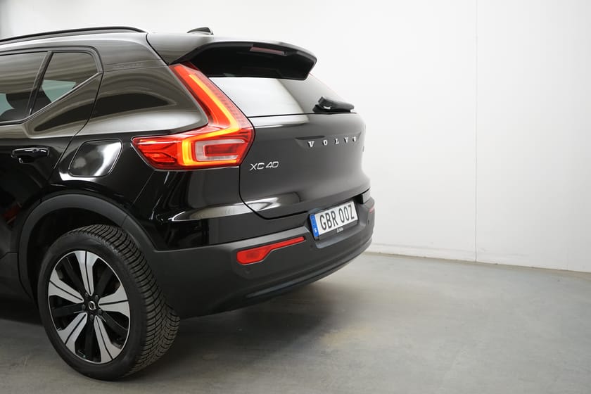 Bild 3 av Volvo XC40 Recharge Single Motor Core Edition, Navigation, Baklucka elmanövrerad, Dragkrok