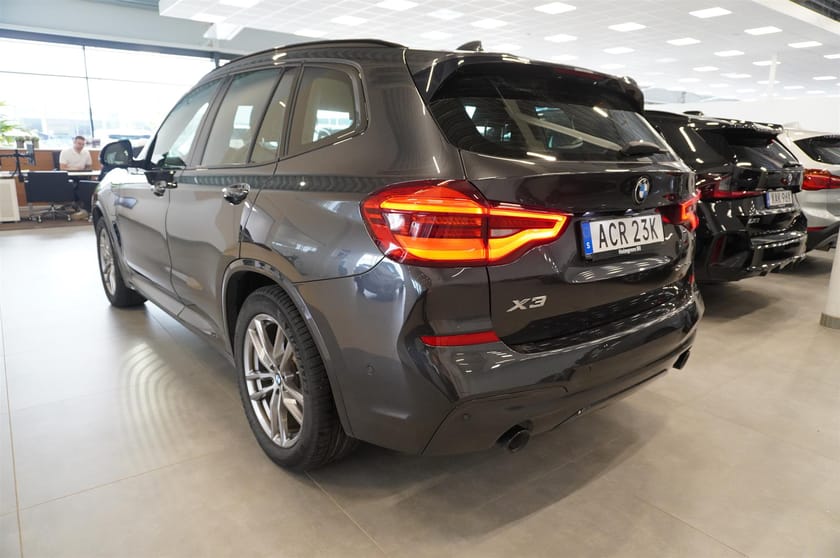 Bild 4 av BMW X3 xDrive30e M-Sport Navi Drag Innovation Head-Up Adaptiva LED