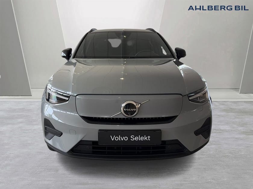 Bild 4 av Volvo EX40 Single Motor Extended Range 🔵 R Core SE, Parkeringskamera 360, Baklucka Elmanövrerad, Google Maps, Apple CarPlay