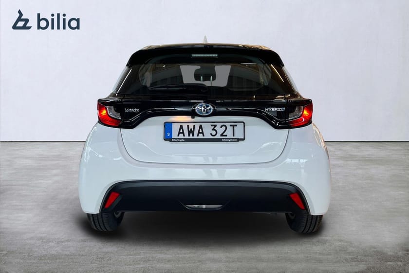 Bild 5 av Toyota Yaris Hybrid 1,5 5D Active - NYSERVAD