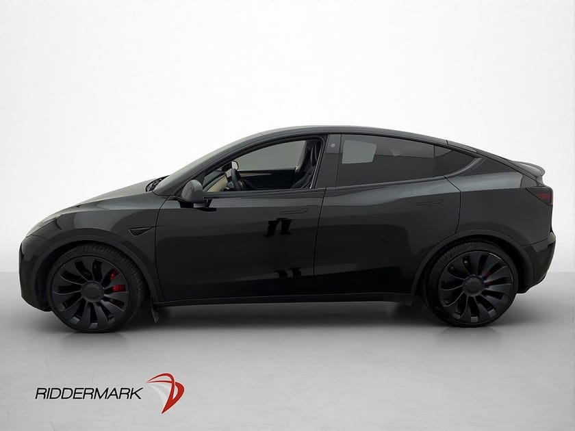 Bild 5 av Tesla Model Y Performance MOMS Drag HW3 Sensorer Matrix Värm