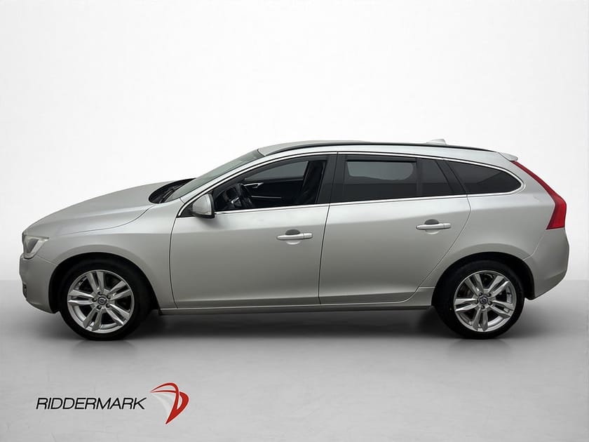 Bild 4 av Volvo V60 D4 181hk Momentum D-värm Drag P-sensor Halvskinn