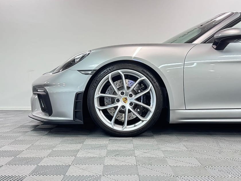 Bild 4 av Porsche 718 Spyder 