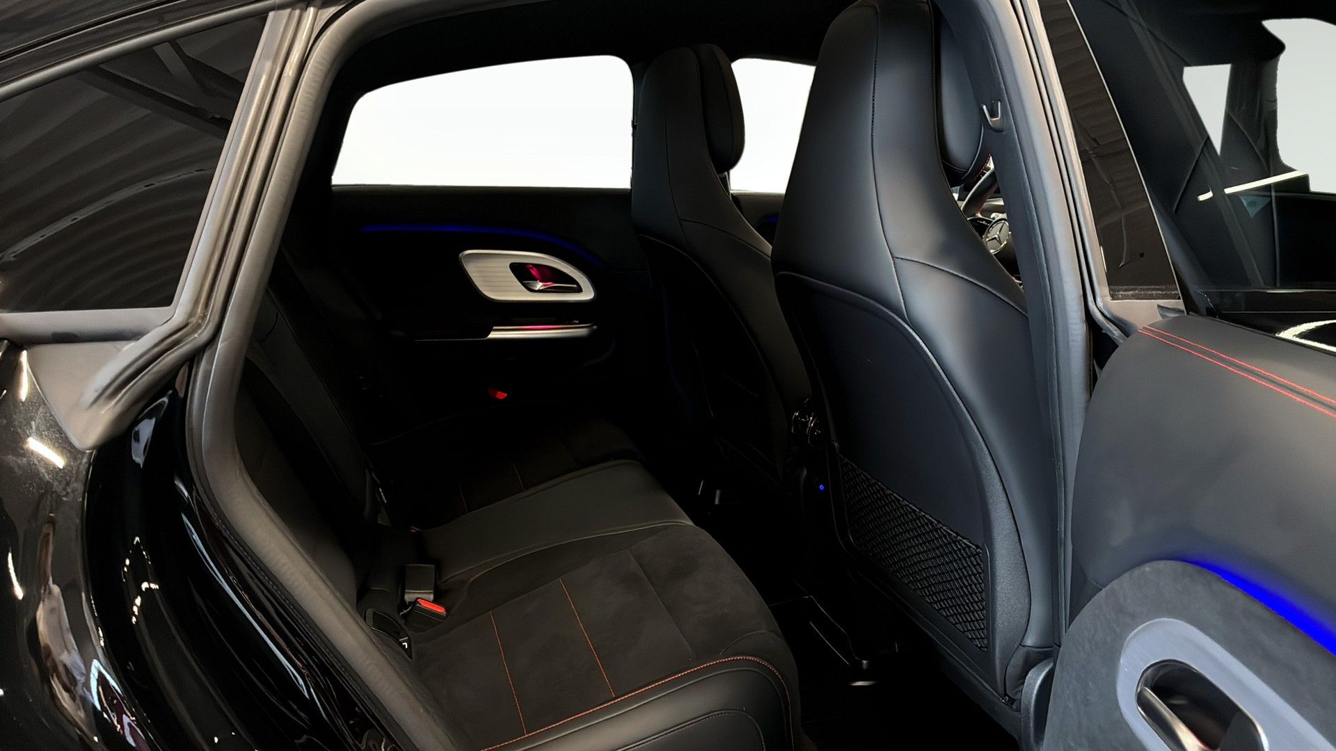 Mercedes-Benz CLA 250+ AMG line 2025, photo 5/10