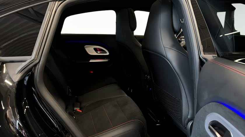 Bild 5 av Mercedes-Benz CLA 250+