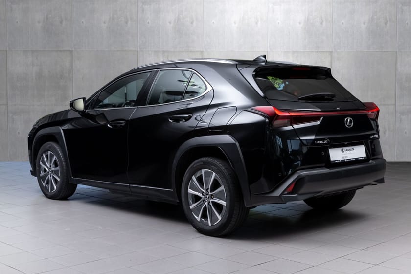 Bilde 4 av Lexus UX 300e FWD Premium Tech