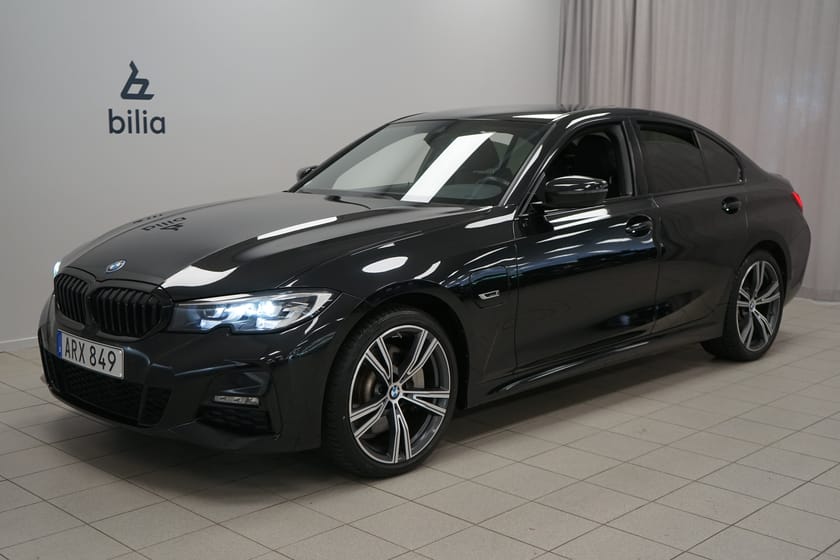 Bild 1 av BMW 330e xDrive Sedan M-Sport