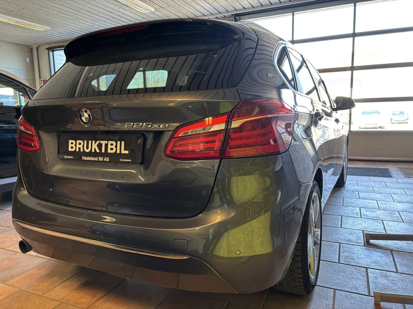 Bilde 4 av BMW 225xe Active Tourer ladbar Hybrid Xdrive-Ryggekamera-Navigasjon