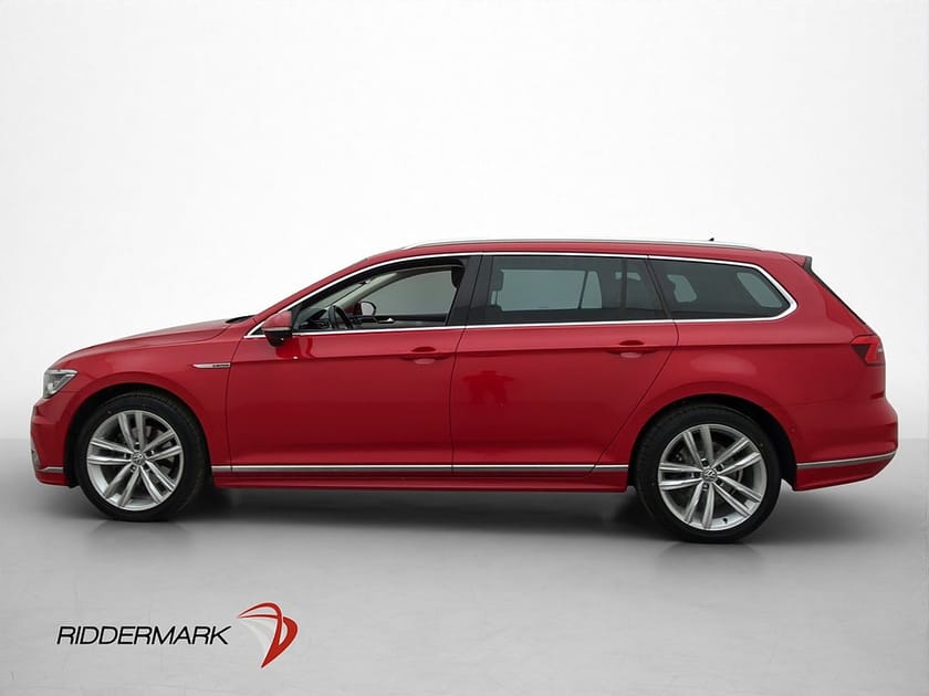 Bild 5 av Volkswagen Passat Sportscombi TDI 4M 190hk R-Line Pano Cockpit Värm