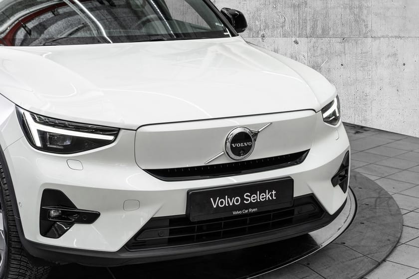 Bilde 3 av Volvo XC40 Recharge Single Motor Extended Range Ultimate Hengerfeste Pixel LED