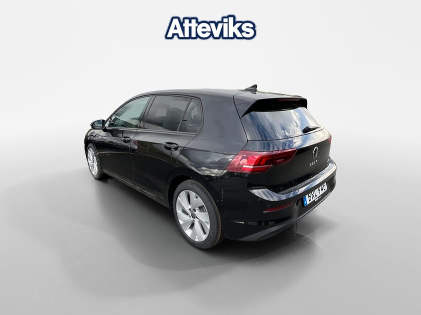 Bild 5 av Volkswagen Golf Life 1.5 eTSI 150hk *Keyless/Drag/Kamera*
