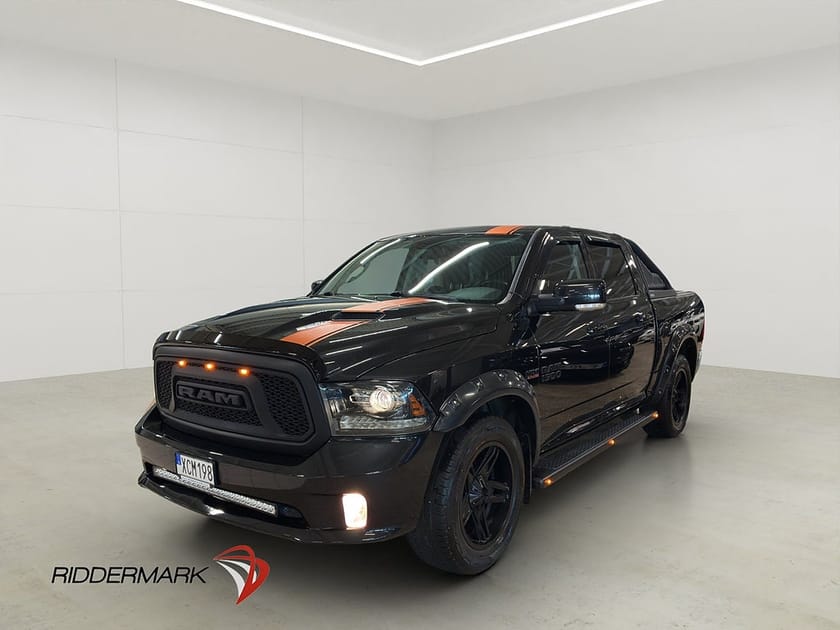 Bild 3 av RAM 1500 Crew Cab Sport 5.7 4x4 Luft Alpine Drag Taklucka Skinn MOMS