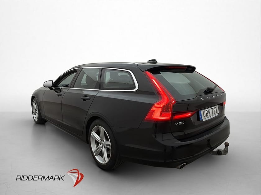 Bild 4 av Volvo V90 D4 AWD Momentum VOC Värmare Dragkrok Rattvärme