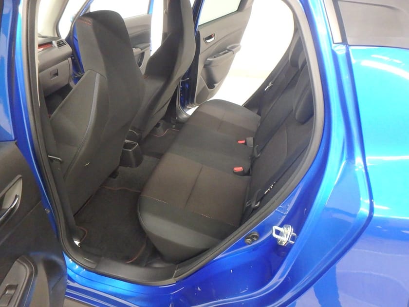 Bild 5 av Suzuki Swift Sport 1.4 Boosterjet DOHC 16V VVT Euro 6 140hk