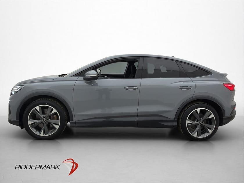 Bild 3 av Audi Q4 50 Sportback e-tron quattro SB MOMS Cockpit Kamera Dragkrok
