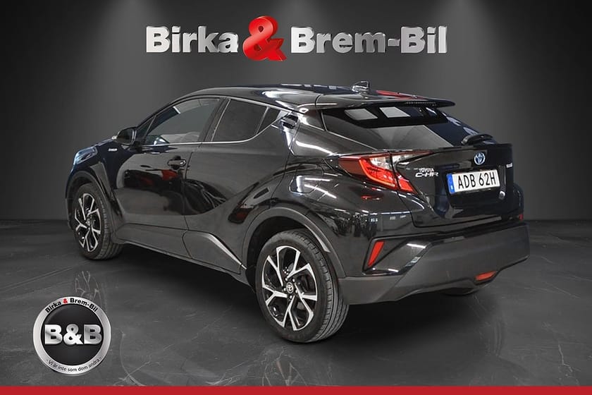 Bild 4 av Toyota C-HR Hybrid CVT X-Edition 122hk, Kamera, rattvärme