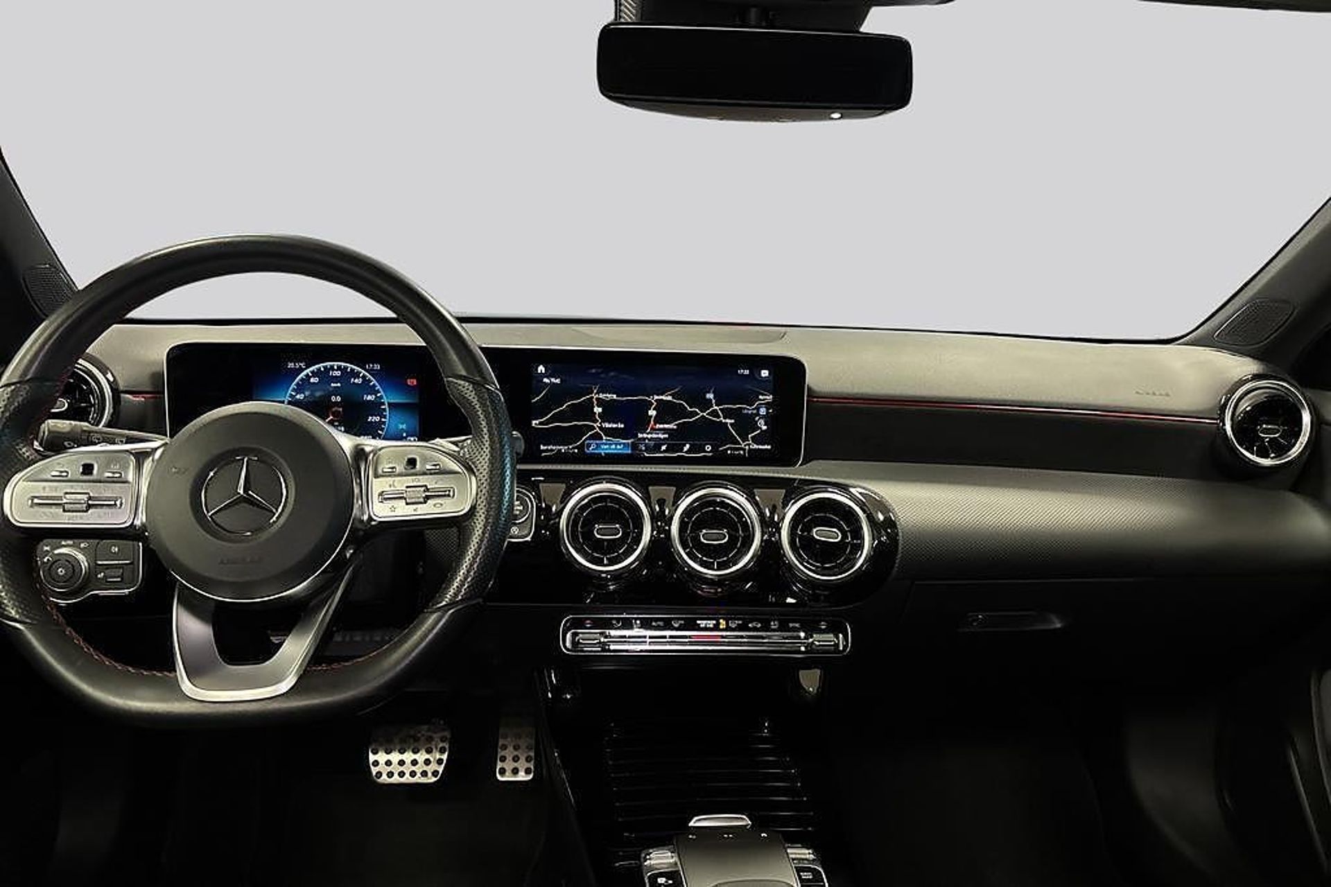Mercedes-Benz A 200 AMG 2019, photo 7/10