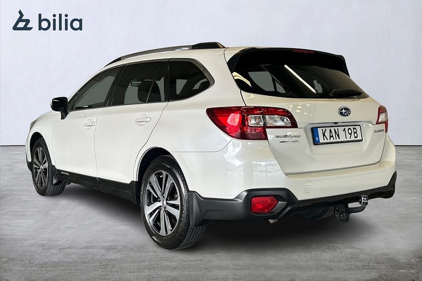 Bild 5 av Subaru Outback 2.5i 4WD/Aut/Summit/Drag/CarPlay/175hk